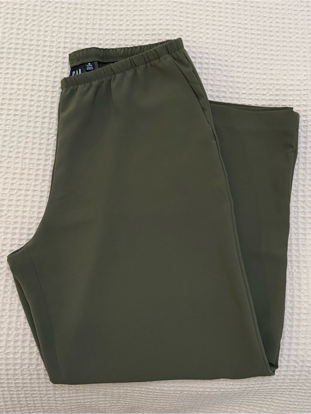 Gap Easy Wide-Leg Pants